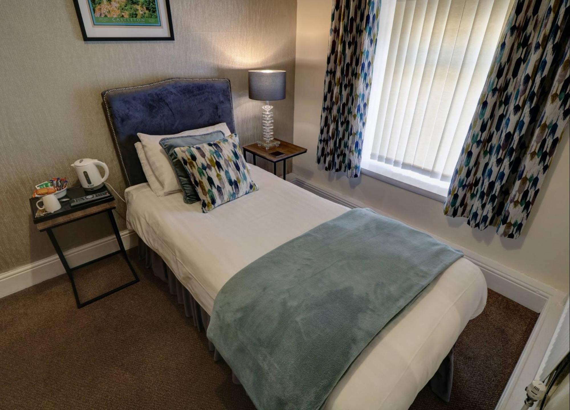 Ye Olde Cheshire Cheese 3* Castleton (Derbyshire)